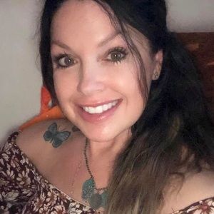 Meet your Posher, Tabitha